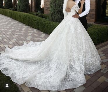 Свадебные платья: Продаю свое свадебное платье,на корсете,размер S|M|L. Очень