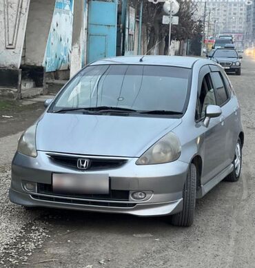 Honda: Honda Fit: 2003 г., 1.5 л, Вариатор, Бензин, Седан