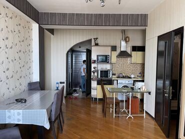 Uzunmüddətli kirayə mənzillər: EKSKLUZIV TEKLIF. !!! Menzil 8 noyabr metrosunun düz yanında, Tibb — 8