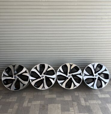 Диски: Литые Диски R 18 Subaru, Комплект, отверстий - 5, Б/у — 4