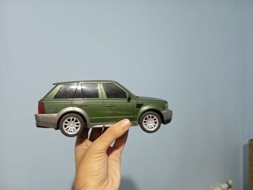 pultlu maşın: Oyuncaq pultlu range rover satılır adapter karobka pultu təzə kimi
