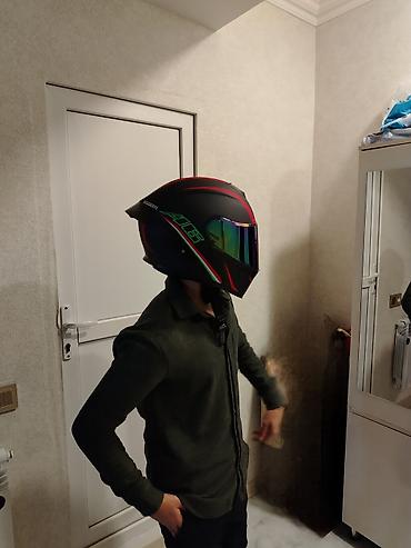 moto kaskı: Wosen A6 – tam üzlü (full-face) sport üslubunda Xüsusiyyətlər: Çənə — 1