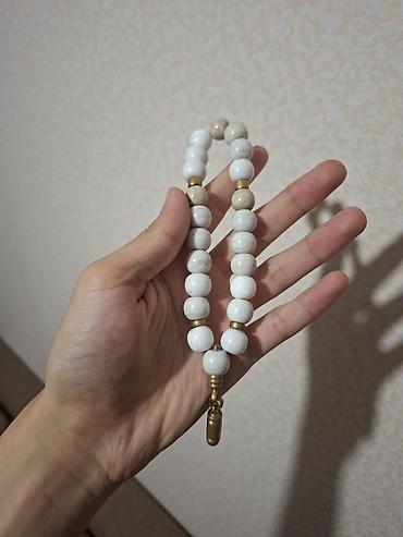 Digər aksesuarlar: Təsbeh yenidir. Turmede duzeldilib el isidir.Normal qiymeti 60 Azndi — 4
