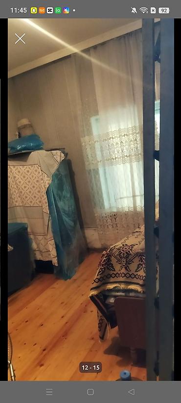 binə savxoz kiraye evler: Bileceride avtovağza metrosuna yaxin 5/1 mertebesinde 2 otaqli bina — 4