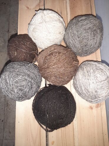 Digər: Yundan hazırlanmış iplər və toxunma əl işləri. Sifariş qəbul olunur — 2