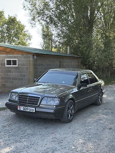 салон мерседес 124: Mercedes-Benz W124: 1992 г., 2.2 л, Механика, Бензин, Седан — 1