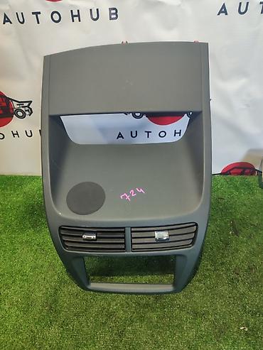 devo tiko: Центральная консоль для Toyota Opa ZCT10, год 2002. Особенности: - — 1