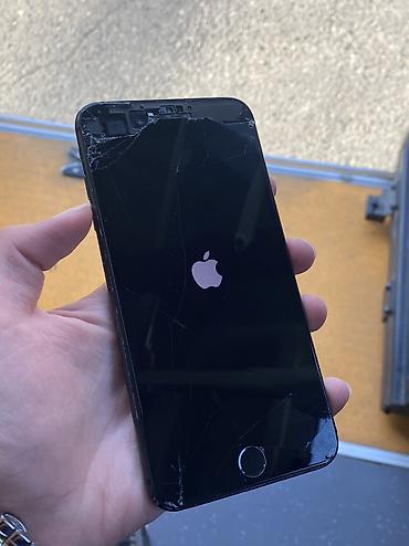 Apple iPhone: IPhone 7 Plus, 32 GB, Jet Black — 11