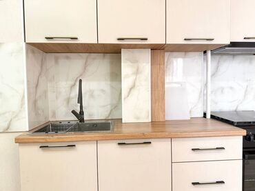 Посуточная аренда квартир: 1 комната, Душевая кабина, Постельное белье, Кондиционер — 10