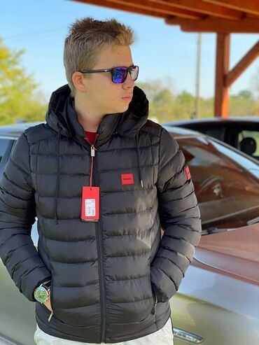 Zimske jakne: Hugo Boss muška jakna

Novo
Veličine s m l xl 2xl 3xl — 4