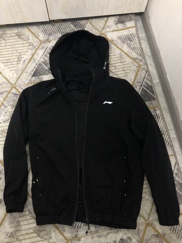 куртка спортивный: Мужской спортивный костюм, L (EU 40), Li-Ning, Б/у, цвет - Черный, Самовывоз, Платная доставка