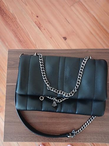 Qara çiyin çantası - Material: yumşaq teksturalı ekodəri görünüşlü lalafo.az -da Qara çiyin çantası - Material: yumşaq teksturalı ekodəri görünüşlü