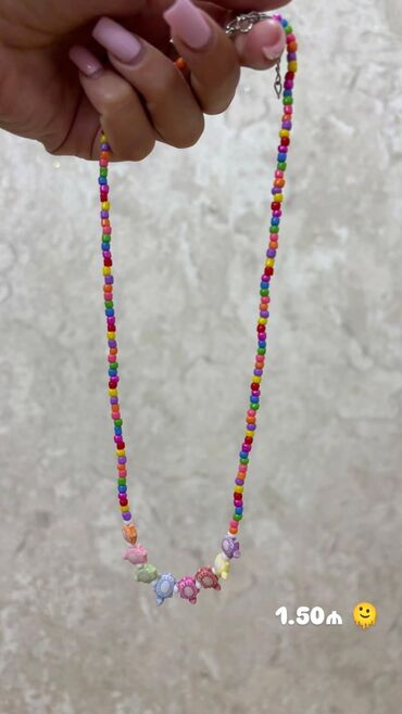 Boyunbağılar: Rəngarəng muncuq əl işi boyunbağılar. ətraflı məlumat və çatdırılma — 17