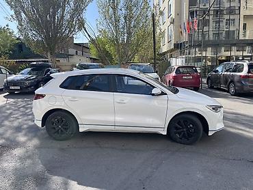 е 2 машина: BYD E2: 2022 г., Электромобиль, Хэтчбэк — 2