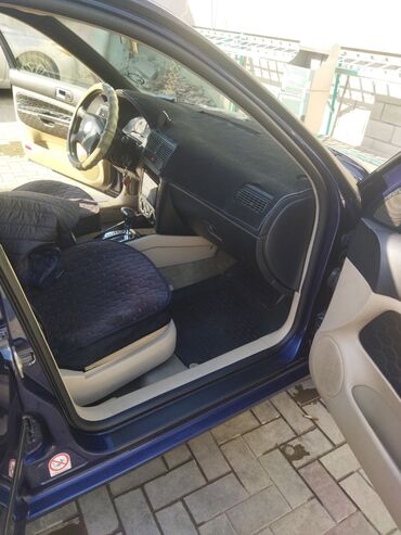 Volkswagen: Volkswagen Golf: 2004 г., 1.6 л, Автомат, Бензин, Хэтчбэк — 12