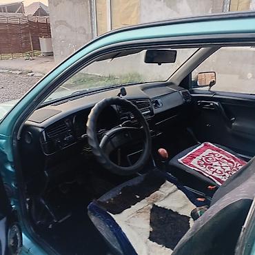genesis coupe: Volkswagen Golf: 1993 г., 1.6 л, Механика, Бензин, Хэтчбэк — 4