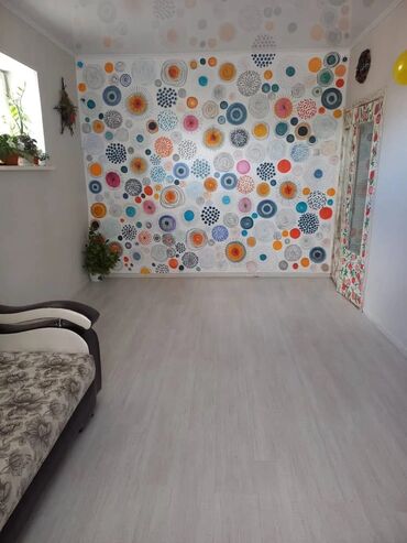 продается квартира в балыкчы в Кыргызстан | Уборка помещений: 2 комнаты, 45 м², Индивидуалка, 2 этаж, Свежий ремонт, Центральное отопление