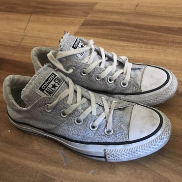 uşaqlar üçün papaq və şarf dəsti: All Star Converse 35