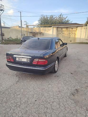 mersedes s 320: Mercedes-Benz 220: 2.2 l | 2001 il Sedan — 10