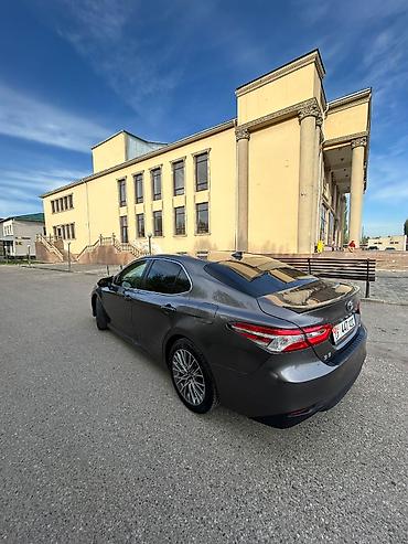 камри 75 2022: Toyota Camry: 2020 г., 2.5 л, Автомат, Бензин — 4