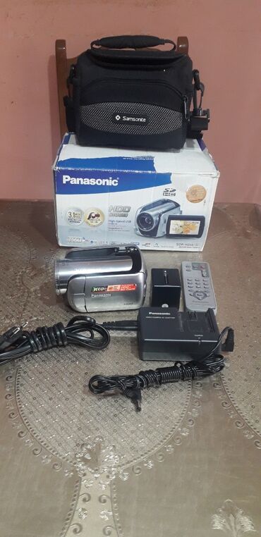 Video kamere: Panasonic SDR-H80 video kamera sa 3CCD sistemom i LEICA Dicomar — 1