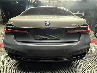 bmw 5: Комплект рестайлинга на BMW G11/12
7 серия
BMW 750i — 4