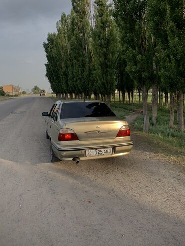 Daewoo: Daewoo Nexia: 2006 г., 1.6 л, Механика, Бензин, Седан