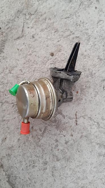 Volkswagen: Volkswagen Passat: 1982 г., 1.6 л, Механика, Бензин, Седан — 45