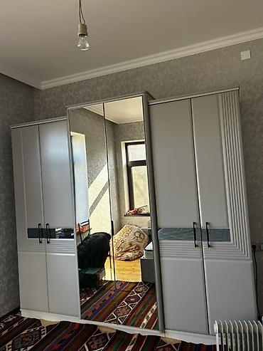 Yataq otağı dəstləri: İkinəfərlik çarpayı, Dolab, Türkiyə — 9