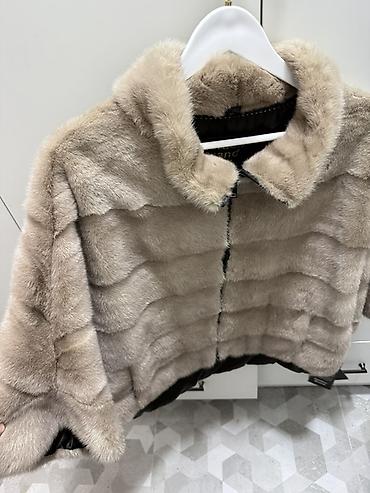 Пончо-накидка из норки SAGA Royal от Golden Brand. - Натуральная at lalafo.kg Пончо-накидка из норки SAGA Royal от Golden Brand. - Натуральная