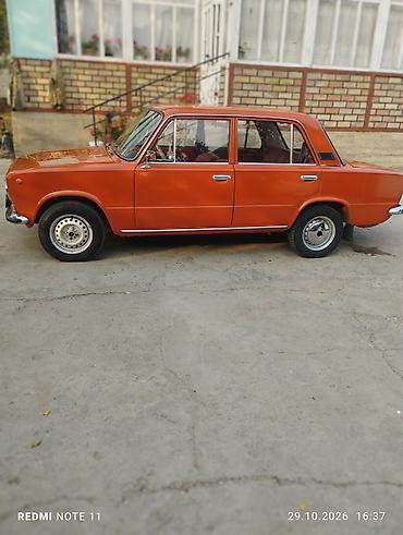 полироль для авто: ВАЗ (ЛАДА) 2101: 1981 г., 1.2 л, Механика, Бензин, Седан — 1