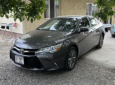 Toyota Camry: 2017 г., 2.5 л, Автомат, Бензин, Седан at lalafo.kg Toyota Camry: 2017 г., 2.5 л, Автомат, Бензин, Седан