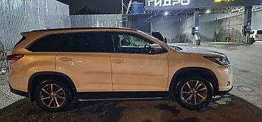 Toyota: Toyota Highlander: 2018 г., 3.5 л — 2
