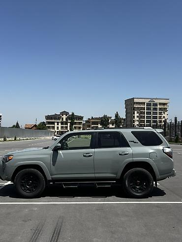 авди б 4: Toyota 4Runner: 2023 г., 4 л, Автомат, Бензин, Жол тандабас — 4