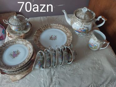 Çay dəstləri və servizlər: Çay dəsti, rəng - Qızılı, Farfor, Bohemia, İtaliya — 1
