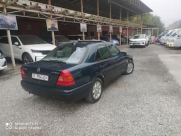 Mercedes-Benz C-Class: 1995 г., 1.8 л, Механика, Бензин, Седан