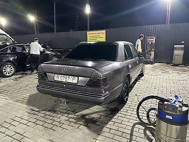 беларус трактор 82 1: Mercedes-Benz W124: 1992 г., 2.3 л, Механика, Бензин — 4