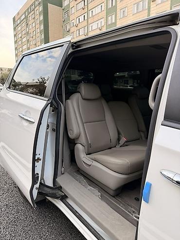 mersedes 814: Kia Carnival: 2020 г., 2.2 л, Автомат, Дизель, Минивэн — 10