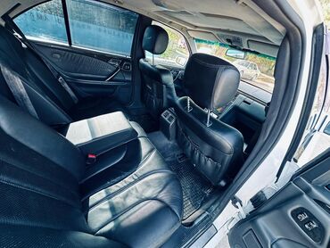 срочно мерс: Mercedes-Benz E-Class: 2001 г., Седан