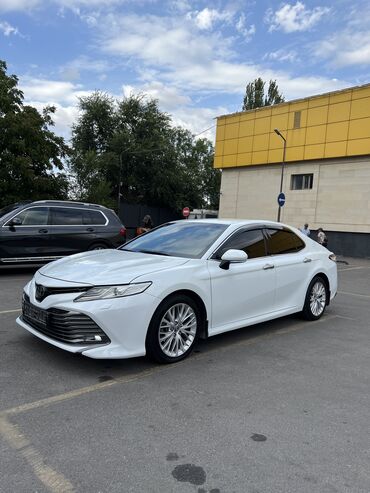 toyota camry 2018: Toyota Camry: 2018 г., 2.5 л, Автомат, Бензин