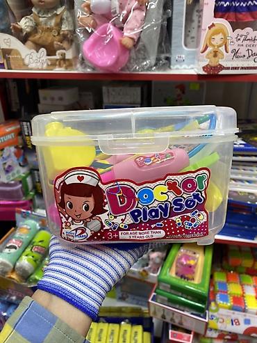 Игровой набор доктора Doctor Play Set в пластиковом кейсе. Набор