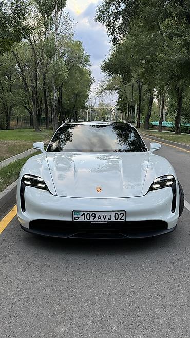Porsche: Porsche : 2022 г., Электромобиль, Седан — 1