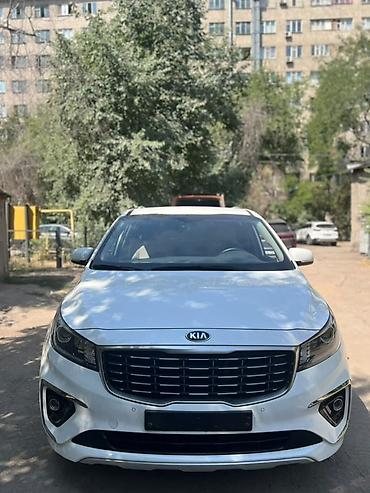 Kia Carnival: 2019 г., 2.2 л, Автомат, Дизель, Вэн/Минивэн
