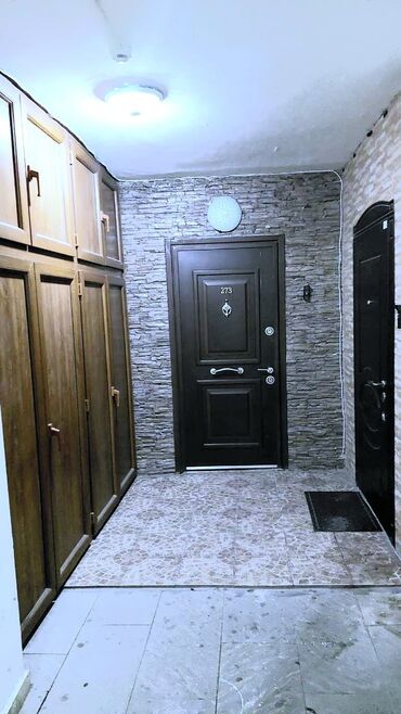 Köhnə tikili: Montində Kosmos y/ kompleksində 18/10 u 3 otaq 136 kv əla təmirli -da lalafo.az — 1 Köhnə tikili: Montində Kosmos y/ kompleksində 18/10 u 3 otaq 136 kv əla təmirli — 1