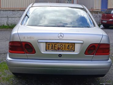 Sale cars: Mercedes-Benz E 250: 2.5 l | 1996 year Limousine