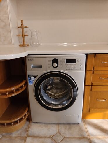 Uzunmüddətli kirayə mənzillər: 🔸Olimpik Starın, Niaqara restoranın yanı 🔸 Yeni tikili 12 mərtəbəli — 23