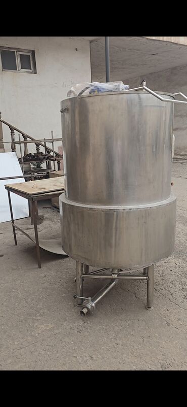 Digər biznes avadanlığı: Paslanmaz Aisi 304-316marka Hernöv soyutma sistemli süd cəni,isitmə — 11