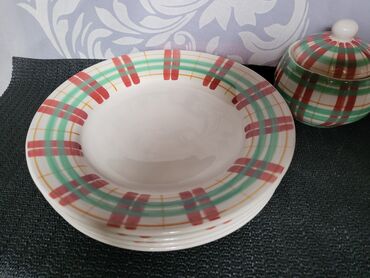 Kuhinjski setovi: Servis nov za kafe,caj,poslastice rucno oslikan 80te.Blue Elephant na lalafo.rs — 8 Kuhinjski setovi: Servis nov za kafe,caj,poslastice rucno oslikan 80te.Blue Elephant — 8