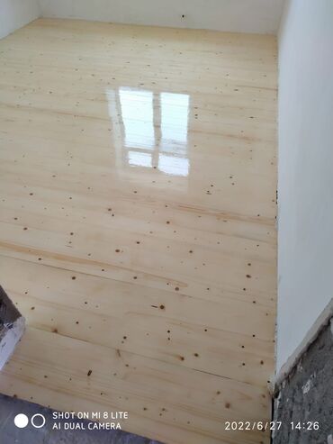 Döşəmə işləri: Pol ve parketlerin yonulub laklanmasi yuksek seviyyede — 3