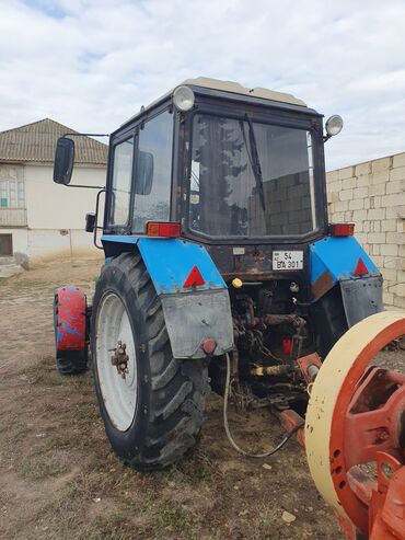 Traktorlar: Belarus 892 traktor və ot presləmə avadanlığı komplekti Tək de satilir — 2